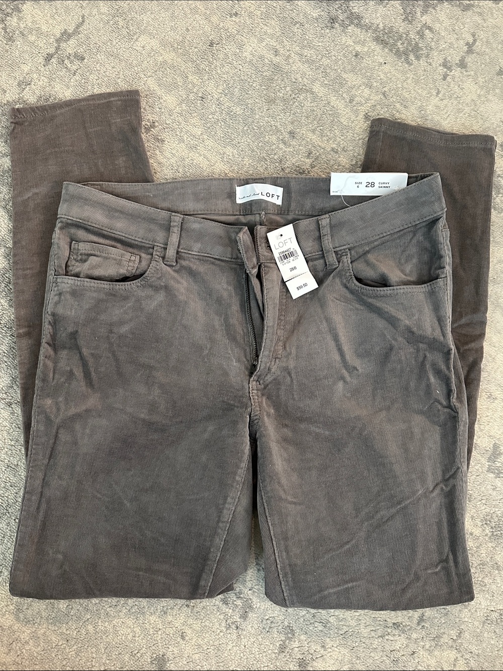 NWT LOFT Women's Corduroy Curvy Skinny Jeans in Gray - Size 28